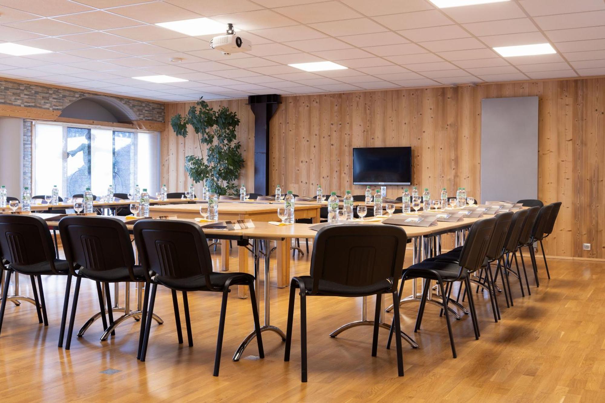 Hotel Le Castillan 3*